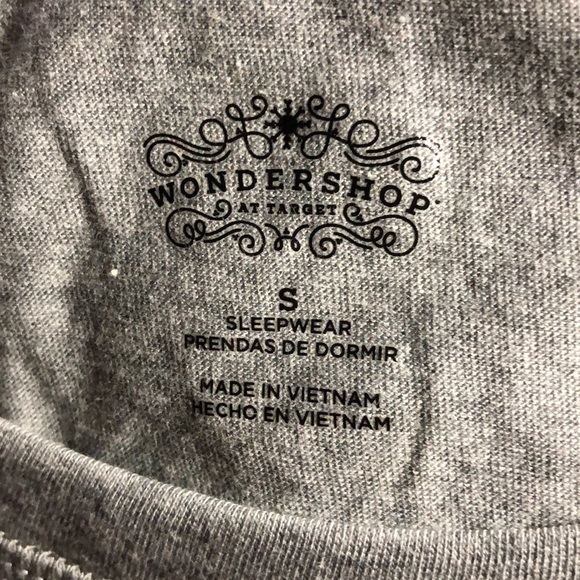 Long sleeve wonder shop Mama bear size small - Picture 3 of 3